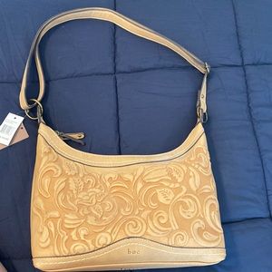 I am selling a Handbag that is brand new!
